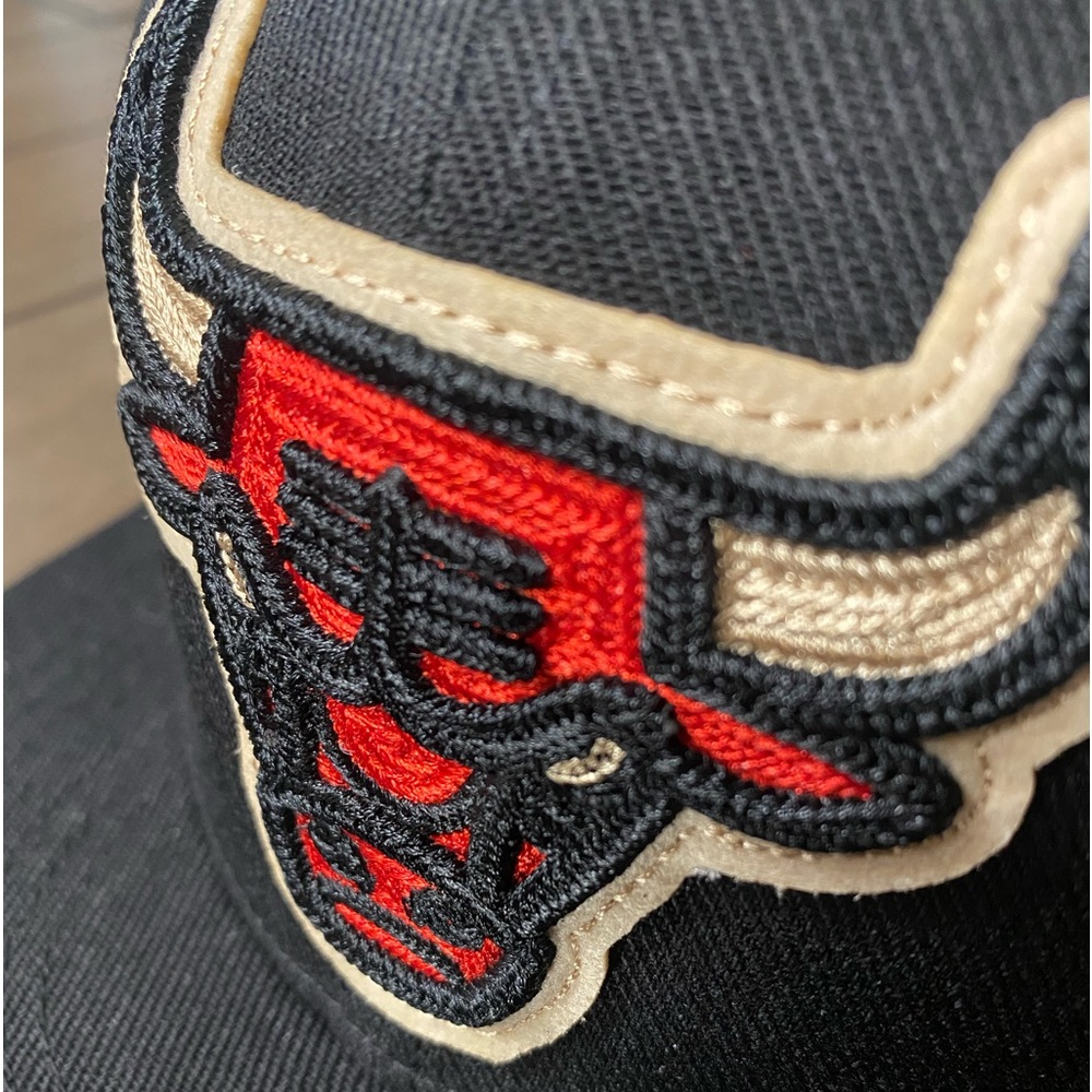 New Chicago Bulls Embroidered Patch SnapBack Hat New with Tags - Picture 3 of 11